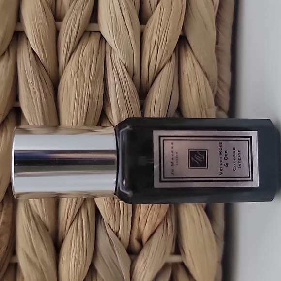 Jo Malone Velvet Rose & Oud - Picture 1 of 1
